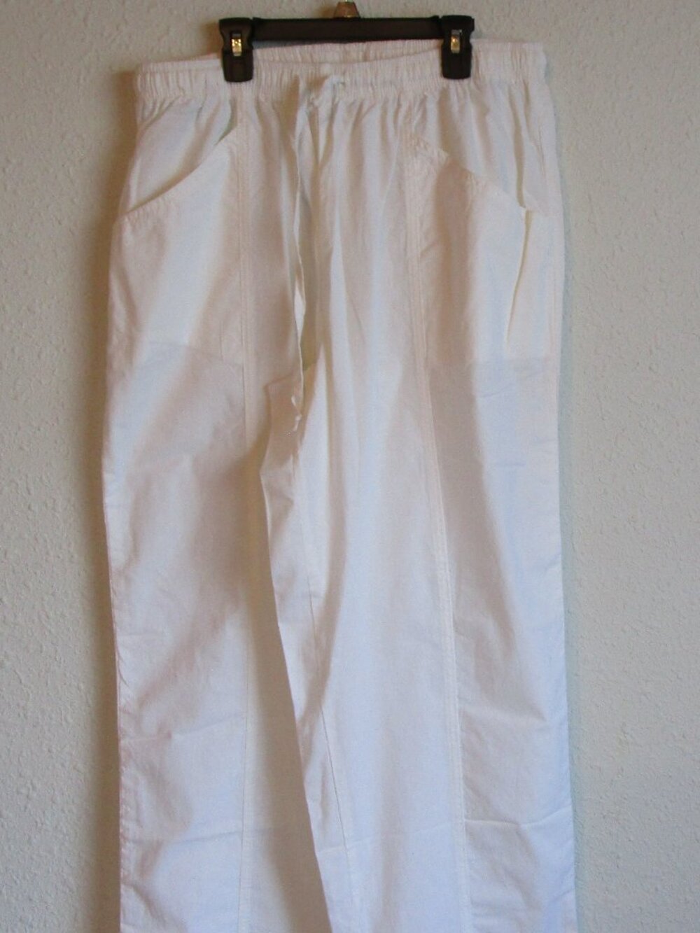 White seersucker pull-on pants w drawstring. 18W Tall, new without tags.